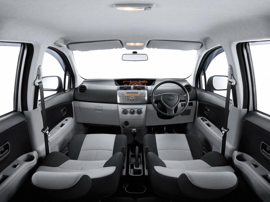  Perodua Alza 2009 года  (фото 9 из 18)